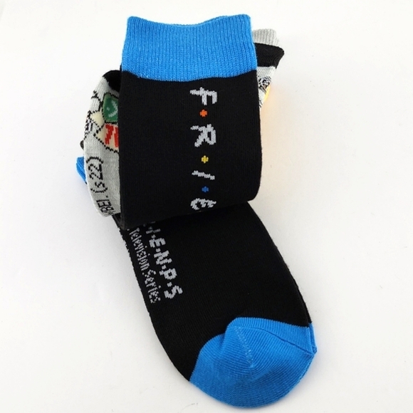 FRIENDS The TV Series Central Perk Men 3 Pack Crew Socks Multi-Color Size 8-12 - Picture 7 of 15